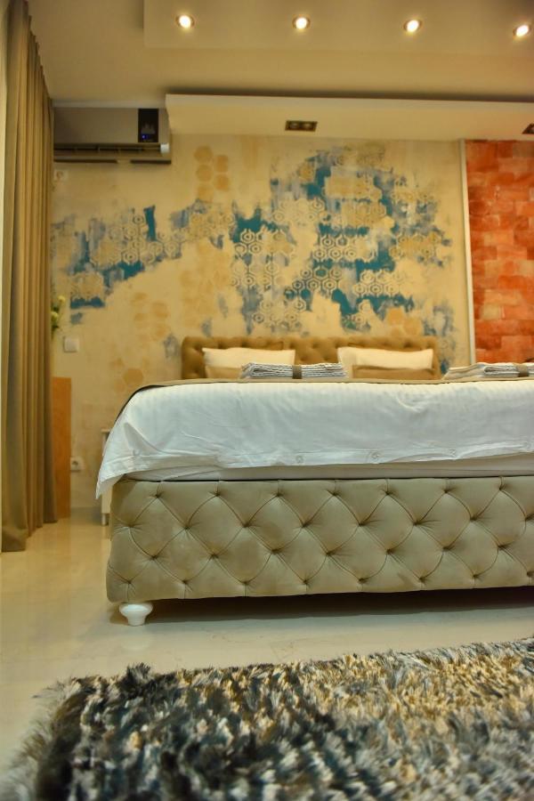 Design Apartment Premium Spa Lux 4 Star "Dubai" Completely Private Wellness & Spa Free Included Sauna & Jacuzzi & Salt Wall & Fire Place & 3D Ceilings & Business Wifi & Netflix & Keyless Code Entry & Full Smart App & Secure 2 Parking Place Ćuprija 외부 사진